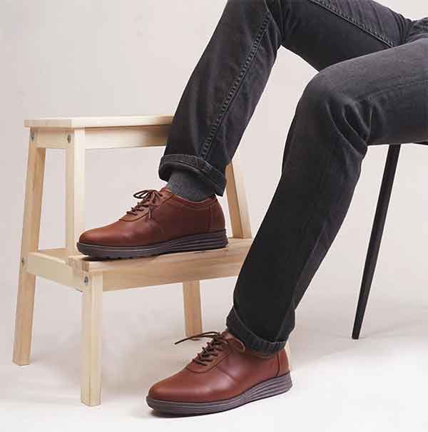 iklan sepatu amble